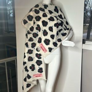Moschino Boutique XL 70” x 30” Lightweight Cotton Shawl Scarf Wrap